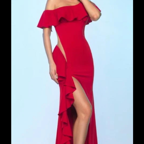 Nicole Bakti gown size 4 - Picture 4 of 9